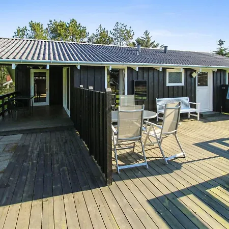 Holiday home Conradine - 500m From The Sea In Nw Jutland By Interhome Lokken