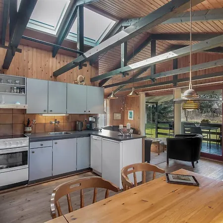 Conradine - 500m From The Sea By Interhome *
